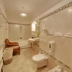Vulin 4* Pula