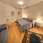 Pensjonat Vulin Pula