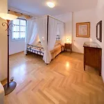 Pensjonat Vulin Pula