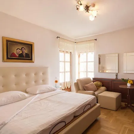 Vulin بيت ضيافة بولا