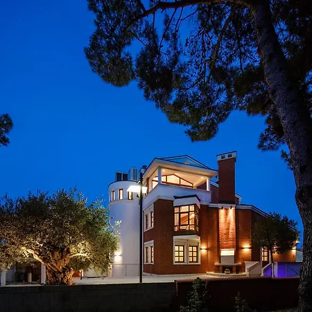 بيت ضيافة Vulin 4*