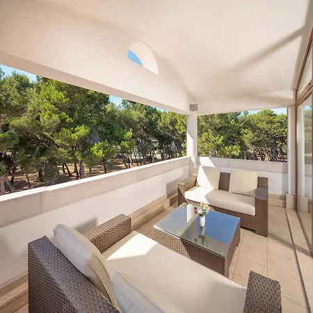 Vulin בית הארחה